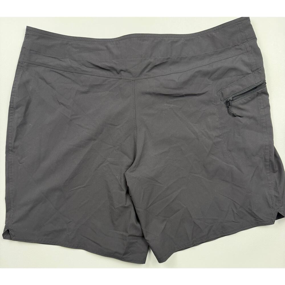Patagonia Womens Size 14 Black Outdoor Hiking Travel Water Shorts - Picture 7 of 7